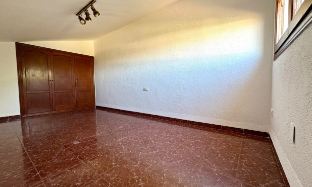 Resale - Villa - Denia - Montgó