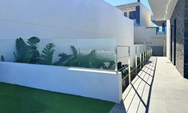 Odsprzedaż - Villa - Ciudad Quesada - Altos del golf i