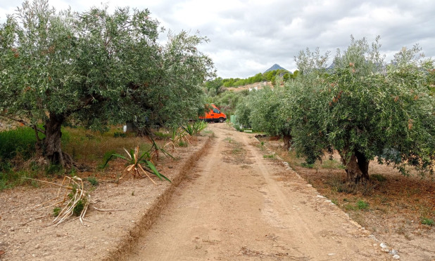 Wiederverkauf - Grundstück / Grundstück - La Nucía