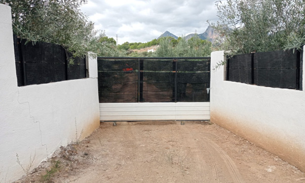 Wiederverkauf - Grundstück / Grundstück - La Nucía