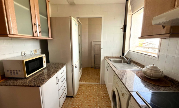 Reventa - Apartamento / piso - Benidorm - Centro