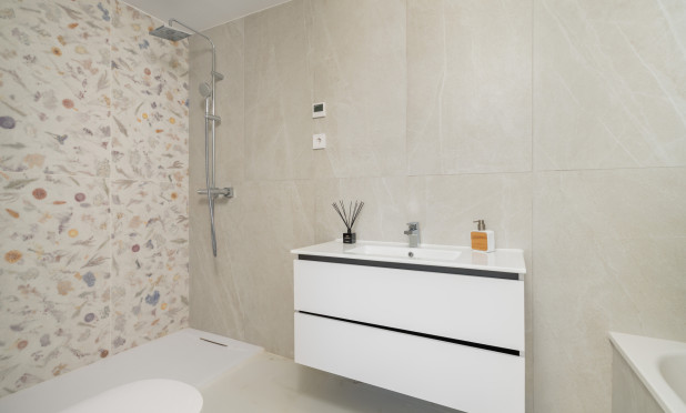 Neue Gebäude - Penthouse - Estepona