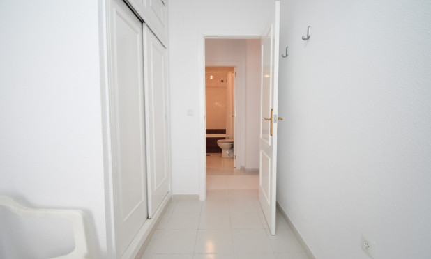 Resale - Apartment / flat - Torrevieja - Mar Azul