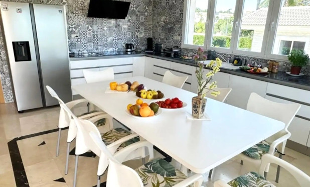 Resale - Villa - L'alfas Del Pi - Alfas del Pí