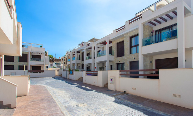 Resale - Apartment / flat - Los Balcones - Torrevieja