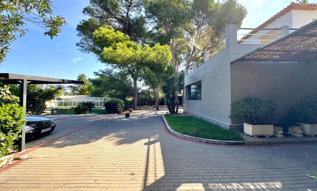 Resale - Villa - Denia - Las Rotas - Les Rotes