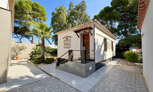 Resale - Villa - Denia - Las Rotas - Les Rotes