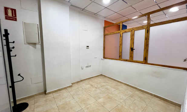 Reventa - Comercial - Beniel