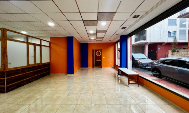 Reventa - Comercial - Beniel