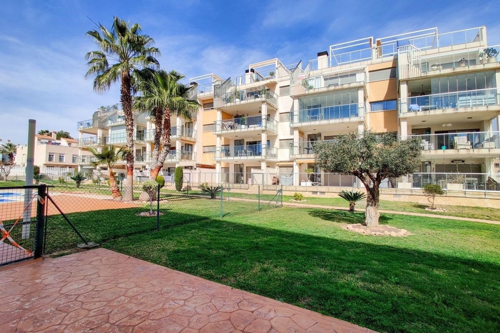 Wiederverkauf - Wohnung - Orihuela Costa - Villamartin