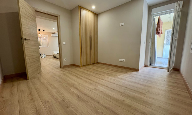 Wiederverkauf - Wohnung - Denia - Dénia