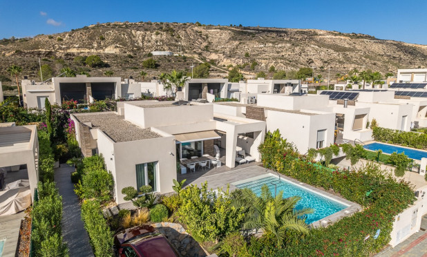 Resale - Villa - Algorfa - La Finca Golf