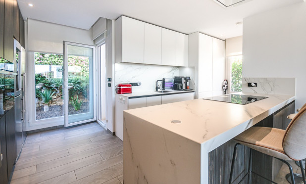 Resale - Villa - Algorfa - La Finca Golf