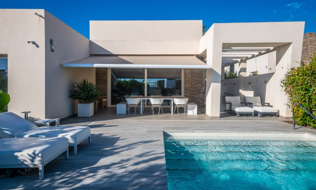 Resale - Villa - Algorfa - La Finca Golf