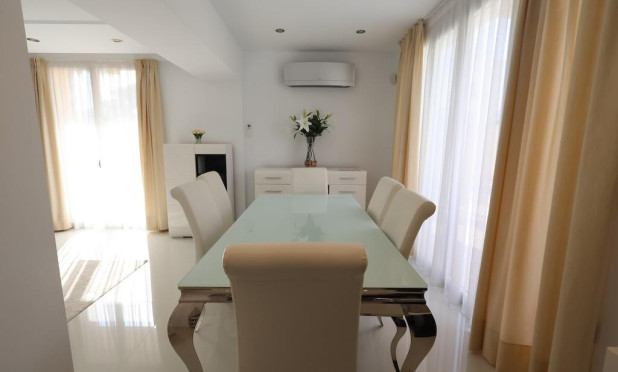 Resale - Villa - Cabo Roig - Costa blanca