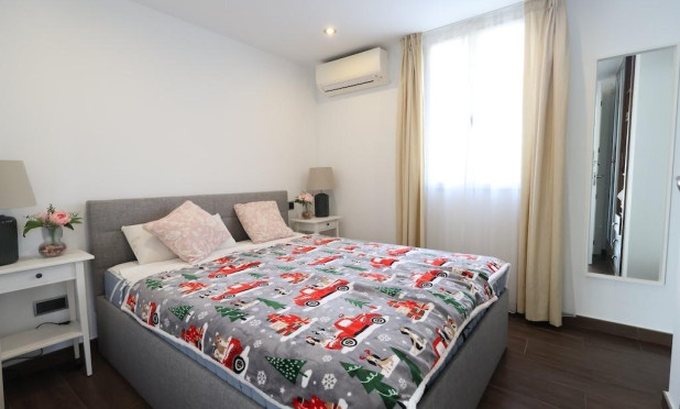 Resale - Villa - Cabo Roig - Costa blanca