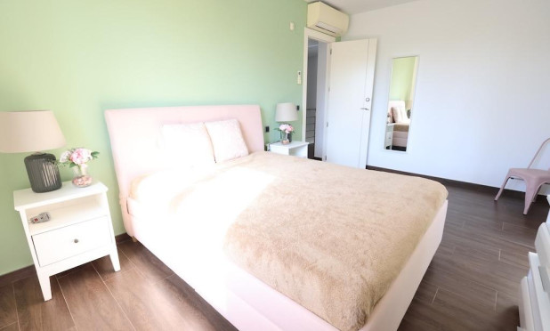 Resale - Villa - Cabo Roig - Costa blanca