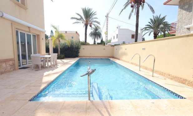 Resale - Villa - Cabo Roig - Costa blanca