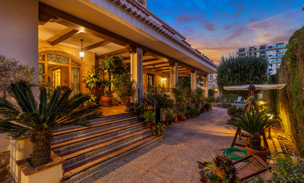 Resale - Villa - Torrevieja - La Veleta