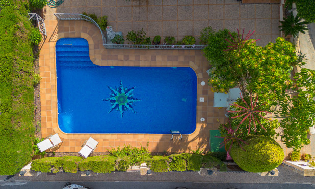 Resale - Villa - Torrevieja - La Veleta