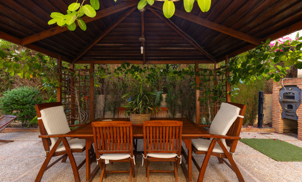 Resale - Villa - Torrevieja - La Veleta