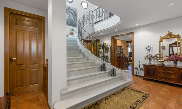 Resale - Villa - Torrevieja - La Veleta