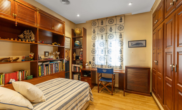 Resale - Villa - Torrevieja - La Veleta