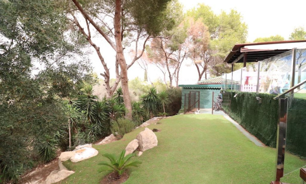 Resale - Villa - Orihuela Costa - Montezenia