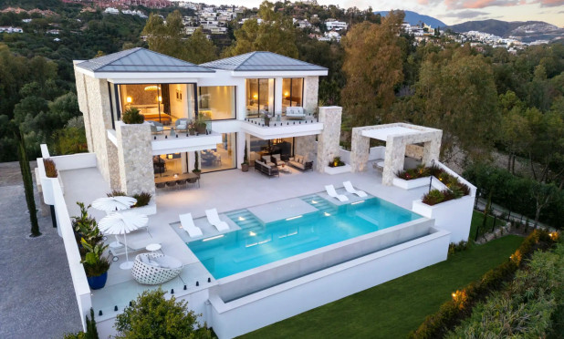 Neue Gebäude - Villa - Benahavis - Benahavís