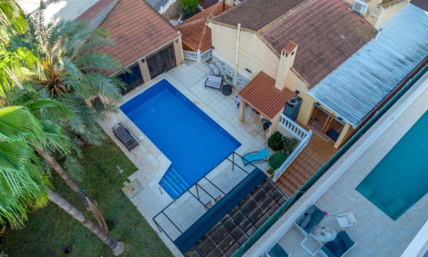 Resale - Villa - Torrevieja - Los Balcones