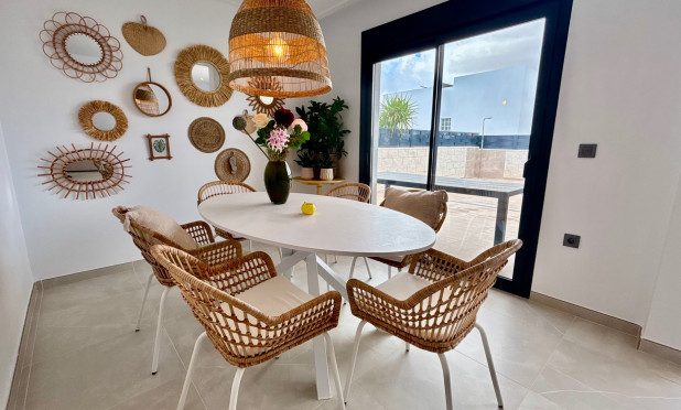 Obra nueva - Villa - Benijofar