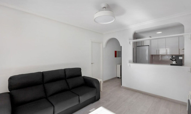 Resale - Apartment / flat - Torrevieja - La Mata