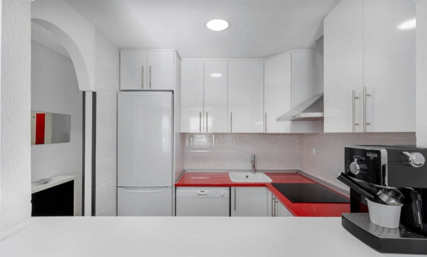 Resale - Apartment / flat - Torrevieja - La Mata