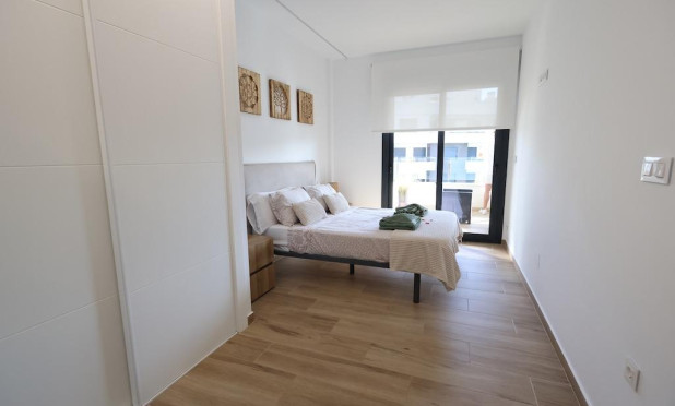 Resale - Apartment / flat - Orihuela Costa - Villamartín