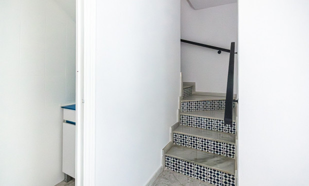 Resale - Finca / Country Property - San Miguel de Salinas