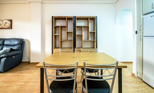 Resale - Apartment / flat - Orihuela Costa - Punta Prima