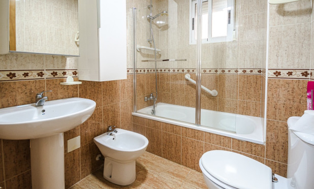 Resale - Apartment / flat - Orihuela Costa - Punta Prima