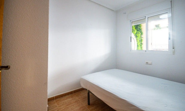 Resale - Apartment / flat - Orihuela Costa - Punta Prima