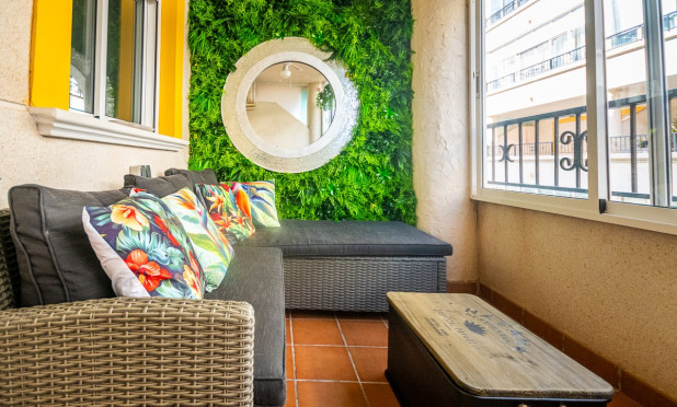 Resale - Apartment / flat - Orihuela Costa - Punta Prima