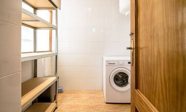 Resale - Apartment / flat - Orihuela Costa - Punta Prima