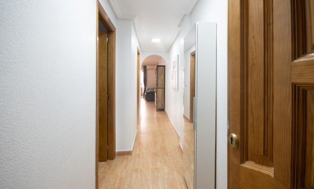 Resale - Apartment / flat - Orihuela Costa - Punta Prima