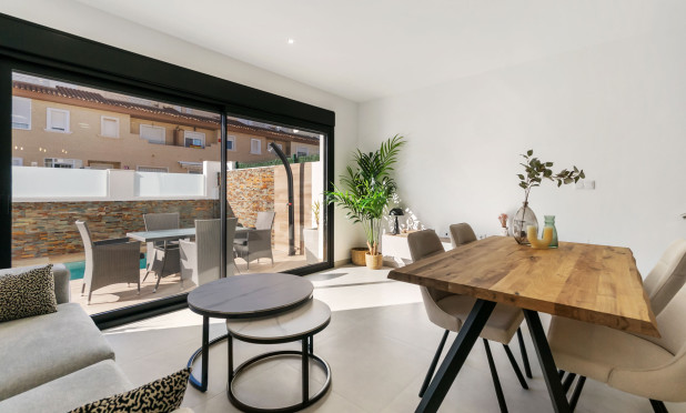 Nowy budynek - Kamienica - Santiago de la Ribera