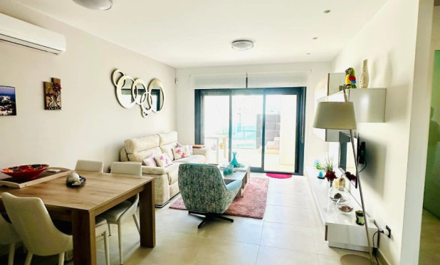 Resale - Apartment / flat - El Raso - Costa Blanca