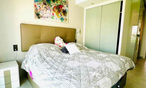 Resale - Apartment / flat - El Raso - Costa Blanca