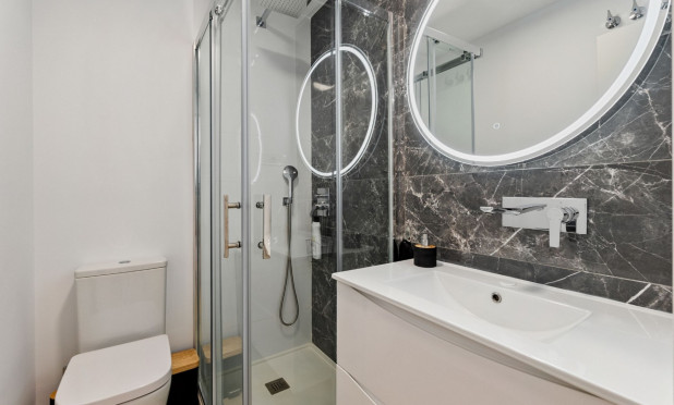 Resale - Apartment / flat - San Miguel de Salinas