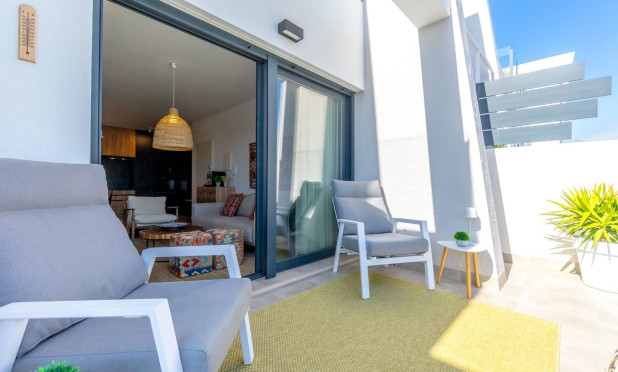 Resale - Apartment / flat - San Miguel de Salinas