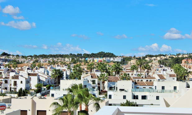 Resale - Villa - Villamartín - PAU 8