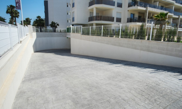 Resale - Apartment / flat - Guardamar del Segura - Urbanizaciones