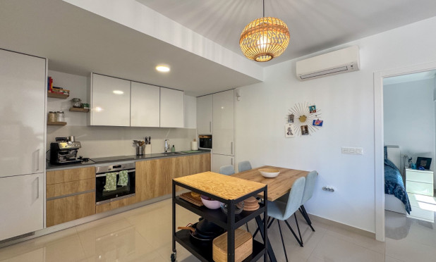 Odsprzedaż - Kamienica - Algorfa