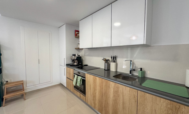 Odsprzedaż - Kamienica - Algorfa